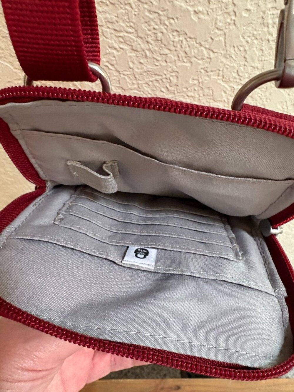Baggallini Women's Securtex Anti-theft Activity Crossbody Bag in Ruby Red - Picture 6 of 12
